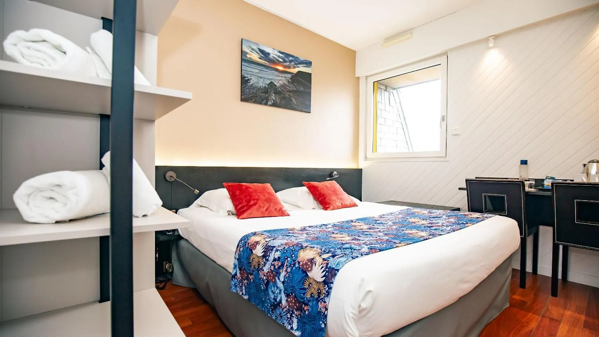 Hotel De France Camaret-sur-Mer 3*,