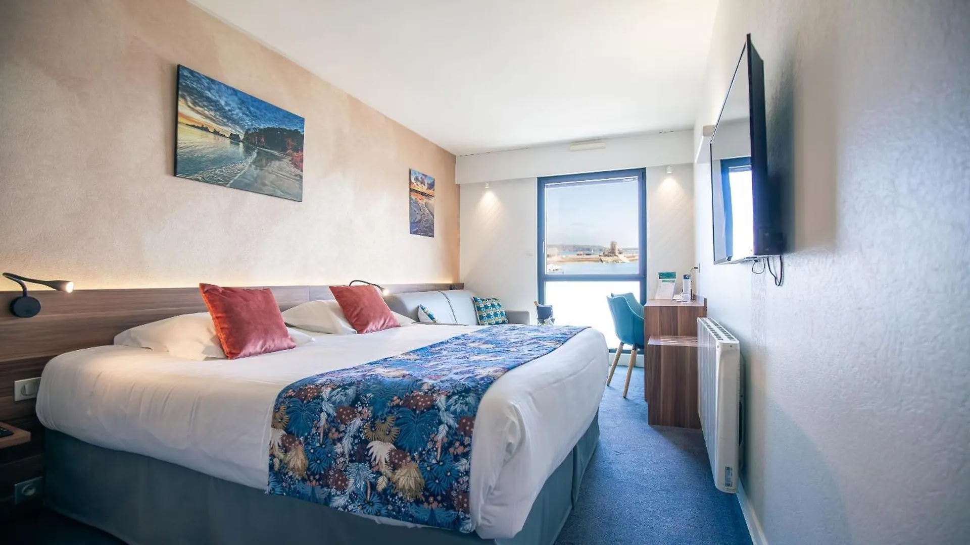 Hotel De France Camaret-sur-Mer 3*,  France